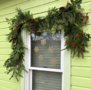DIY Holiday Garland